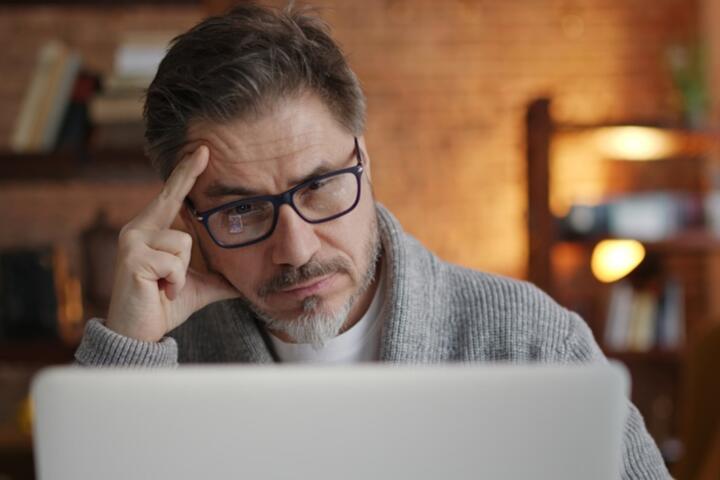 What Happens If the Policyholder Dies Without Naming a Beneficiary