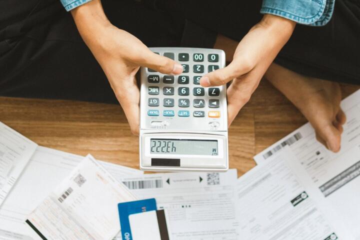 Emergency Fund vs Insurance: What Covers What