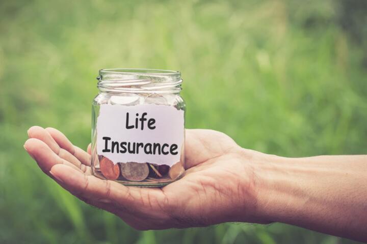Why You Should Buy Life Insurance in Your 20s (Cost Benefits)